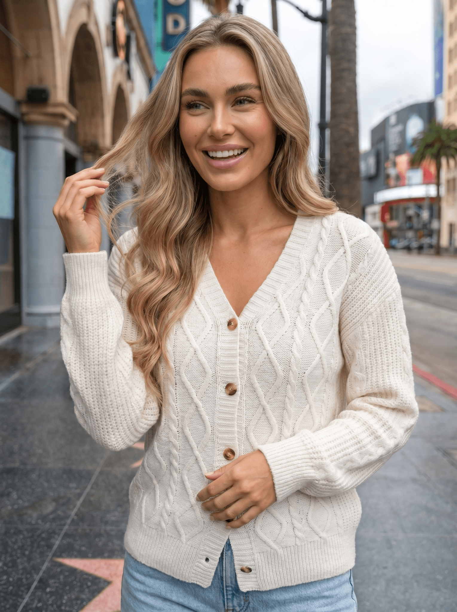 Cable Knit Button-Front Cardigan - vencé