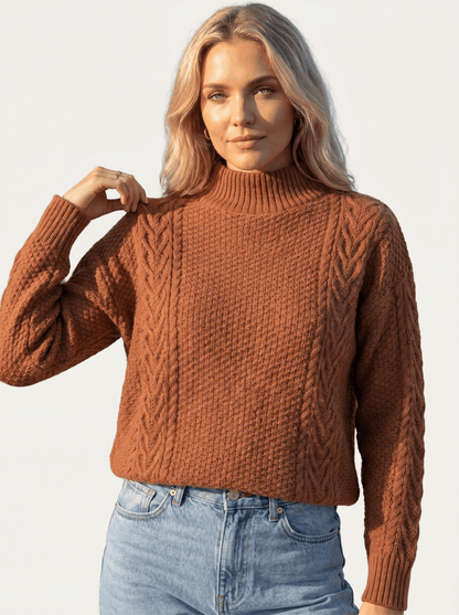 Cable Knit Mock-Neck Sweater - vencé