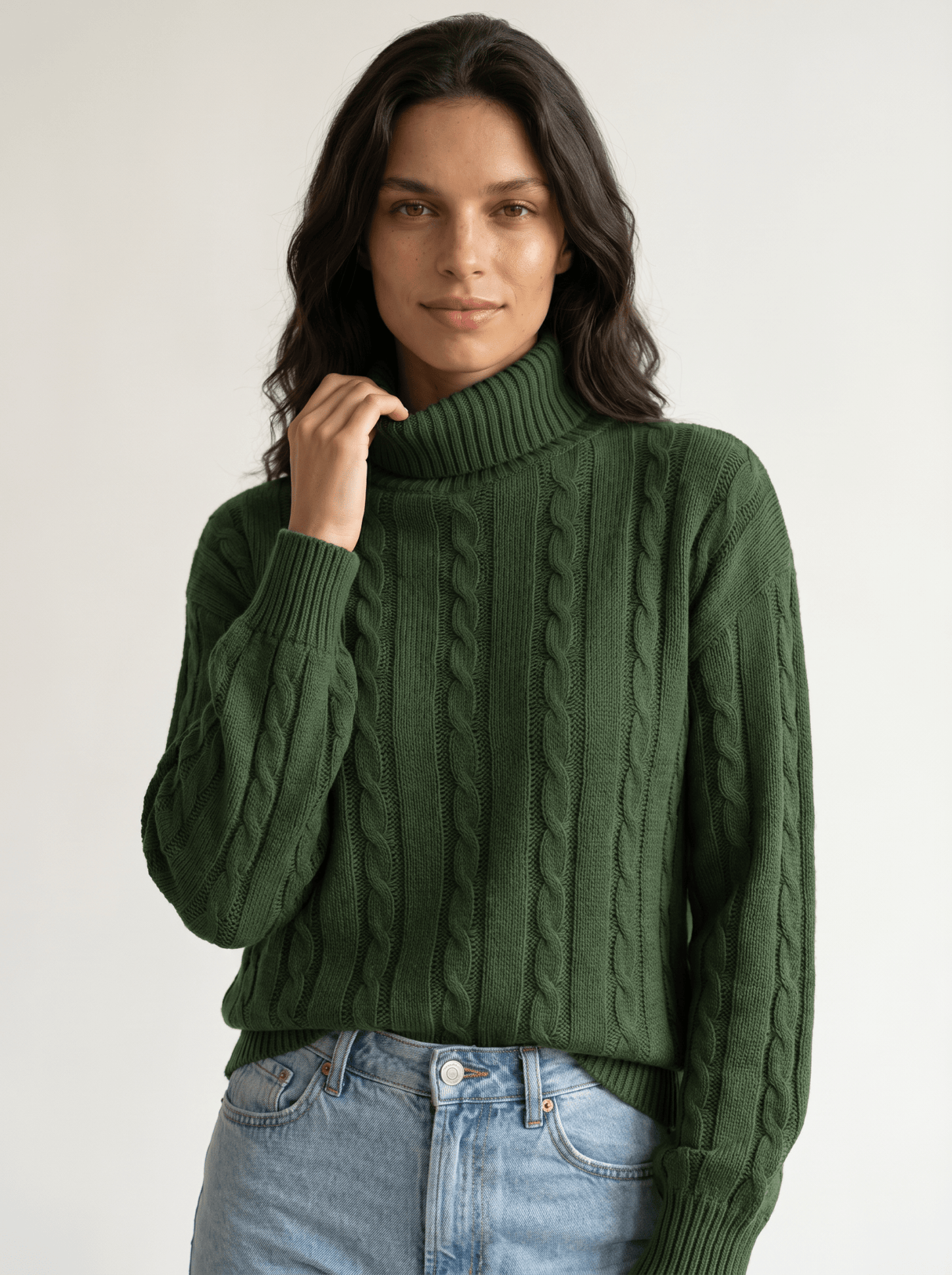 Cable Knit Turtleneck Sweater - vencé