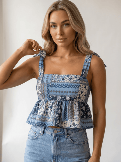 Crochet Lace Open-Front Cape Cardigan - vencé