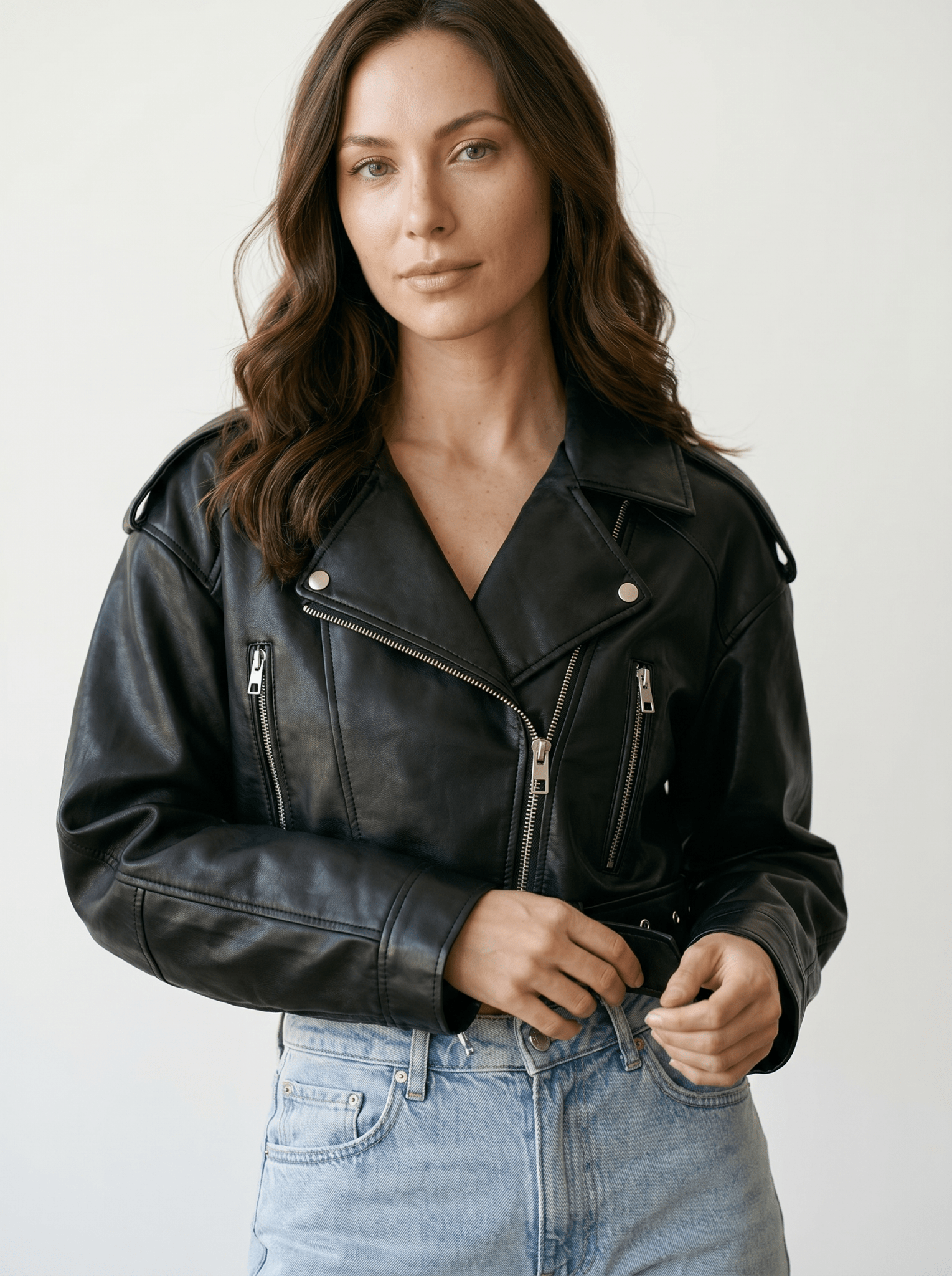 Cropped Faux Leather Biker Jacket - vencé