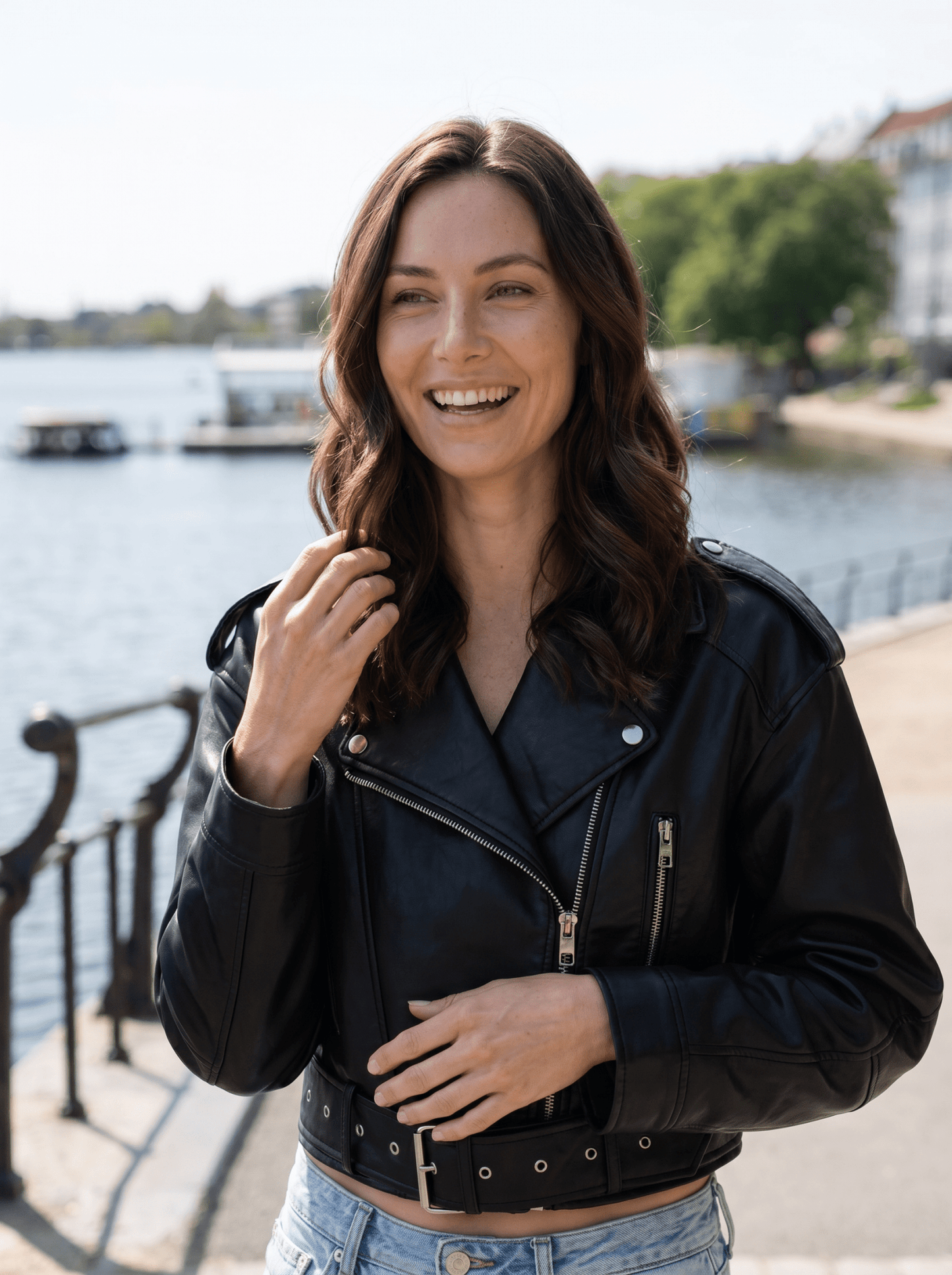 Cropped Faux Leather Biker Jacket - vencé