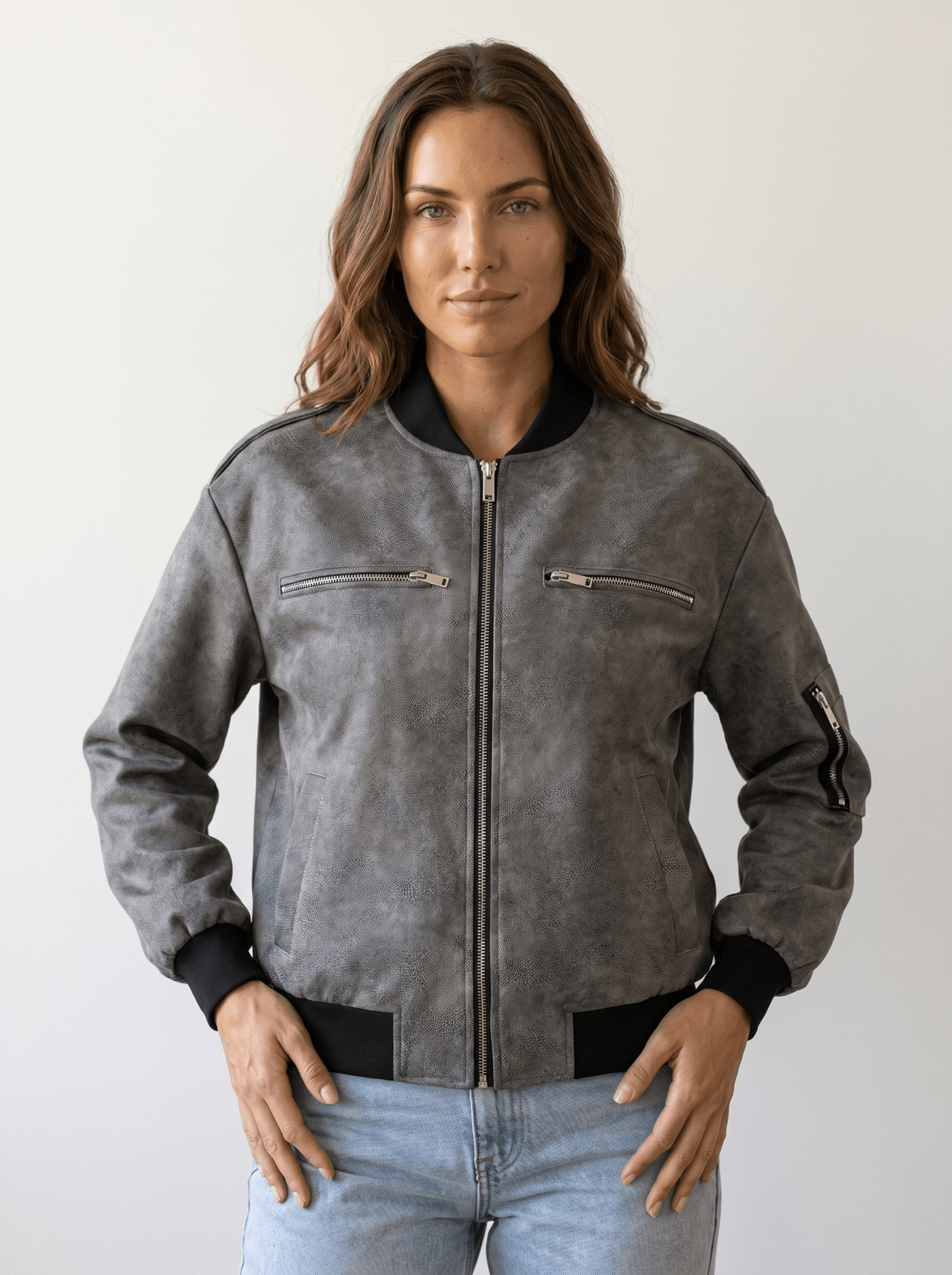 Distressed Faux Leather Bomber Jacket - vencé