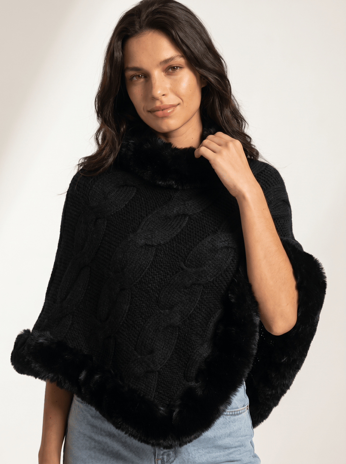 Fuzzy-Hem Cable Knit Poncho Cape - vencé