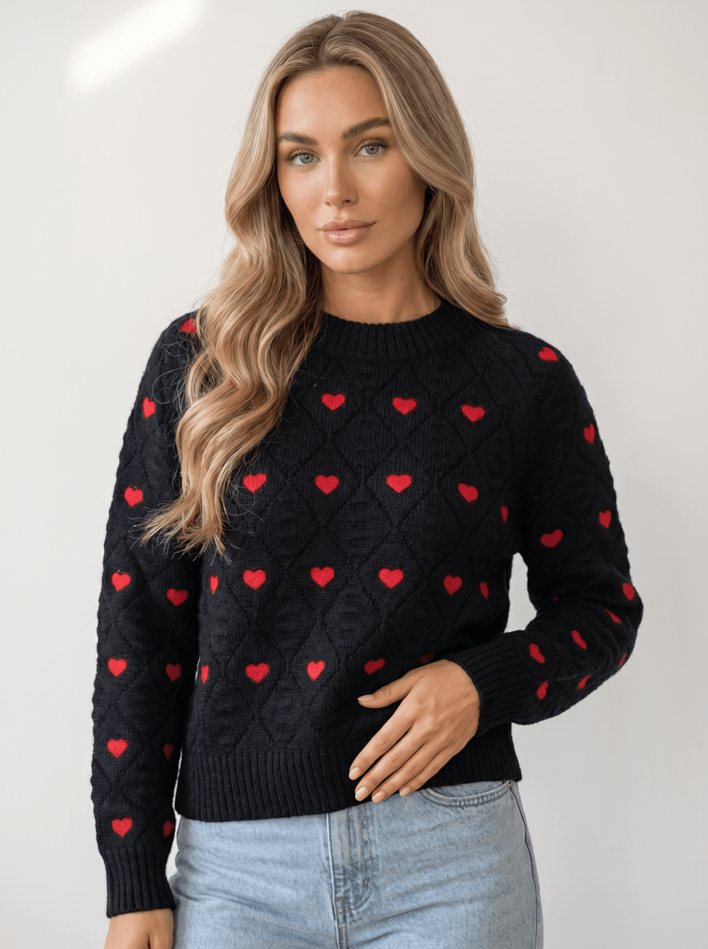 Heart-Embroidered Cable Knit Sweater - vencé