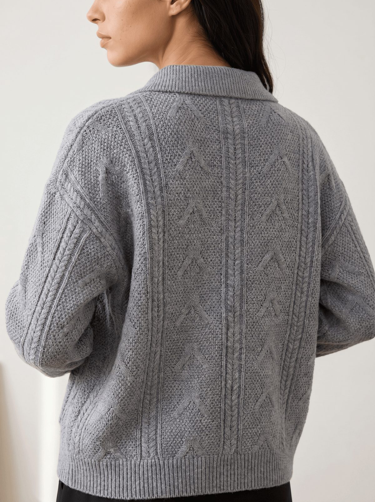 Knitted Patch-Pocket Cardigan - vencé