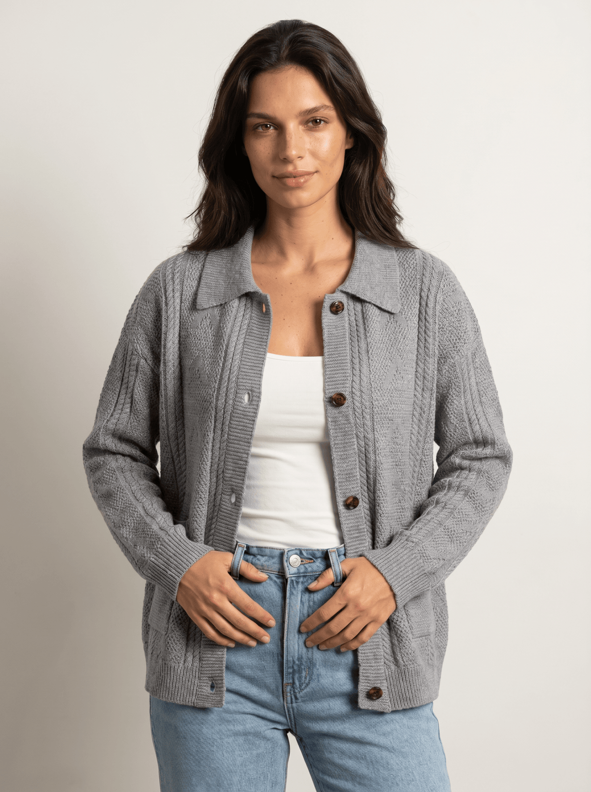 Knitted Patch-Pocket Cardigan - vencé