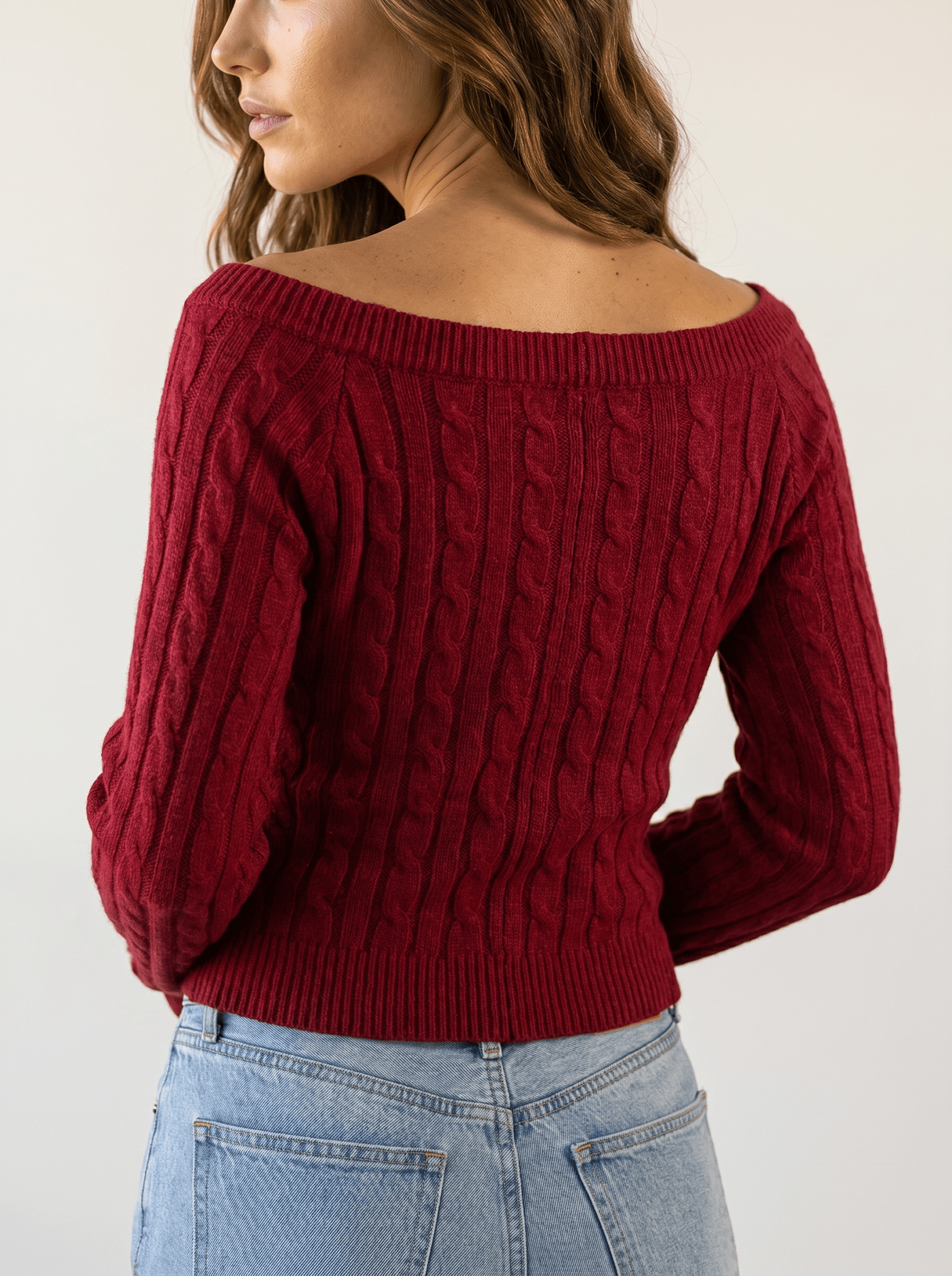 Off-Shoulder Cable Knit Sweater - vencé