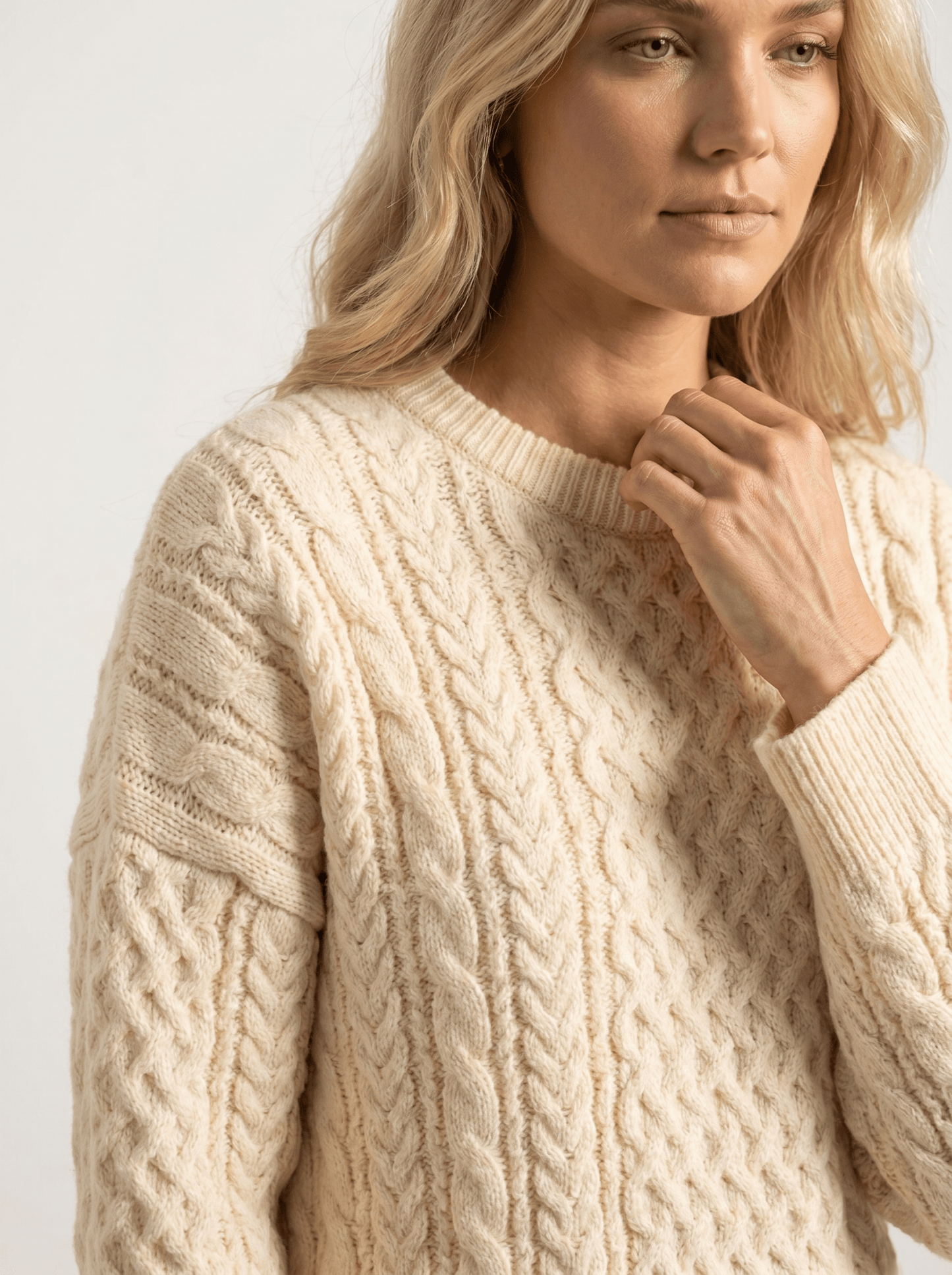 Oversized Aran Cable Knit Tunic Sweater - vencé