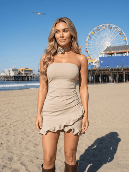 Strapless Ruffle - Hem Bodycon Mini Dress - vencé